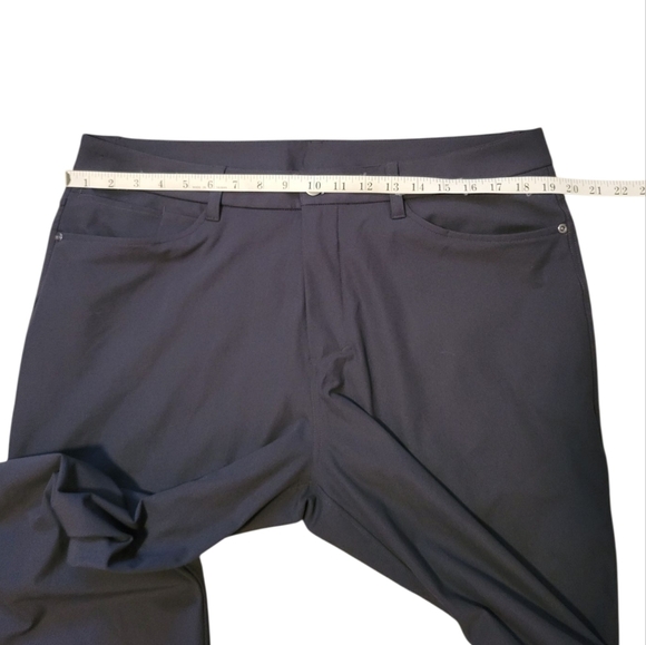 Lululemon Men's ABC Relaxed-Fit 5 Pocket Pants # M5AXTS Gray Waist 36 X 26 Long - Picture 8 of 14